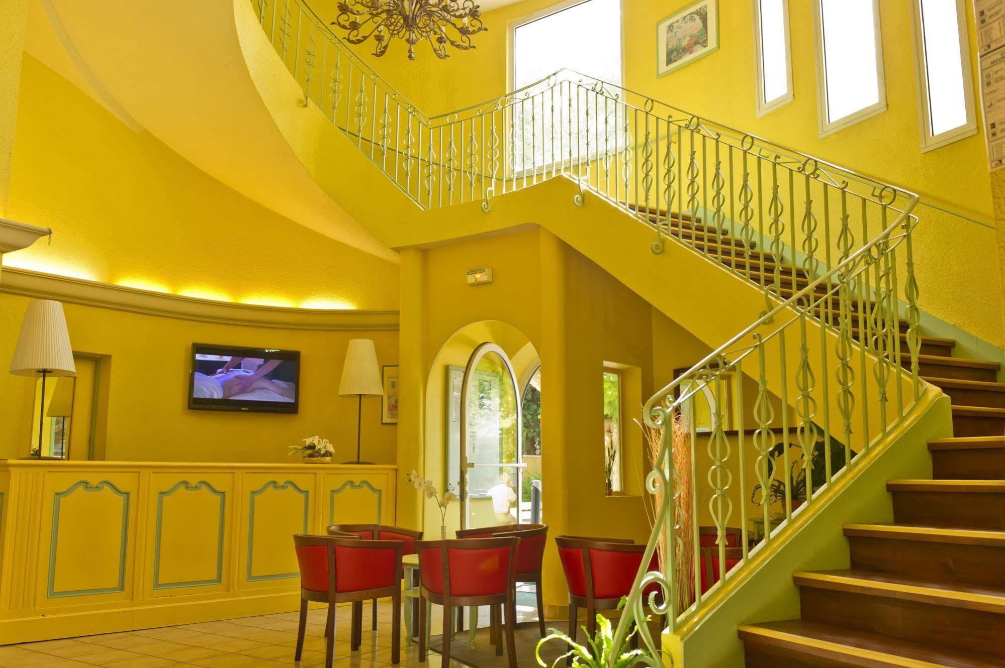 Hotel Mileade Mediterranee - Port-Fréjus Kültér fotó